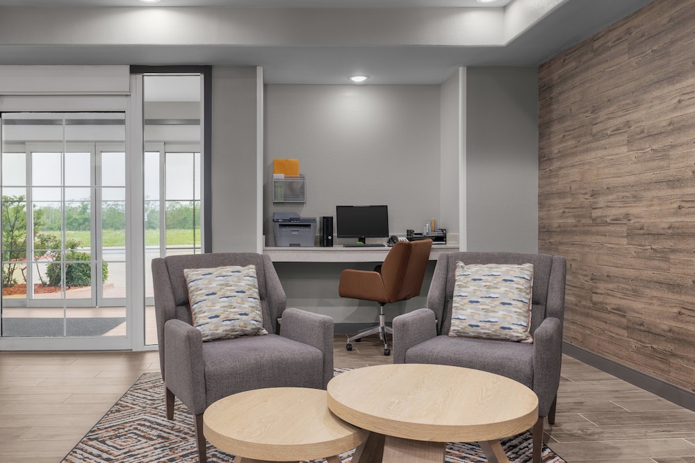 Candlewood Suites Hotel Texas City 34/53