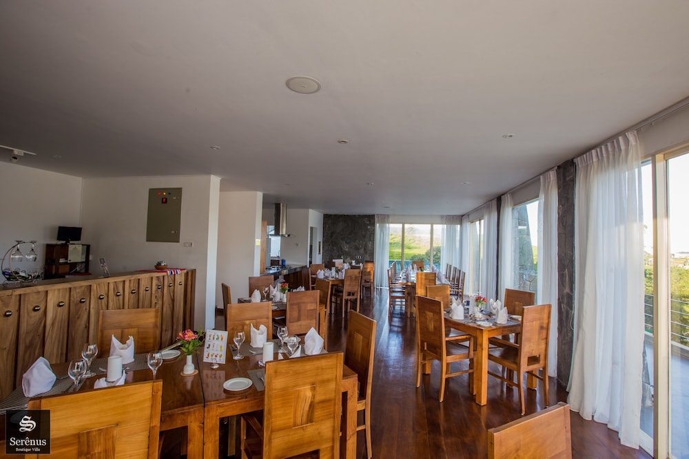 Serenus Boutique Villa 56/64
