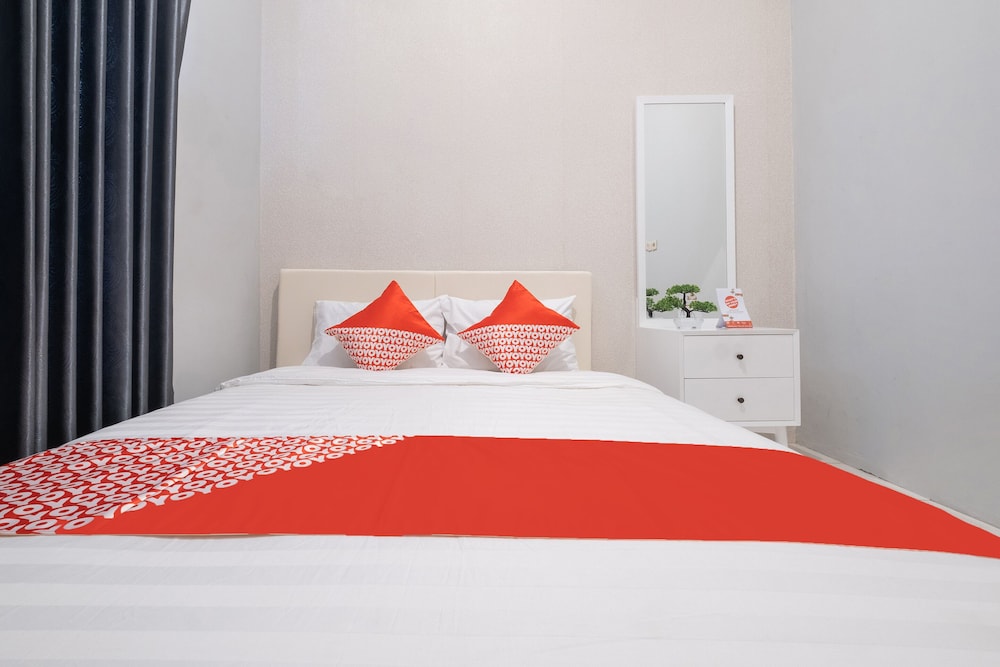 OYO 2727 Nareswari Guest House 7/27