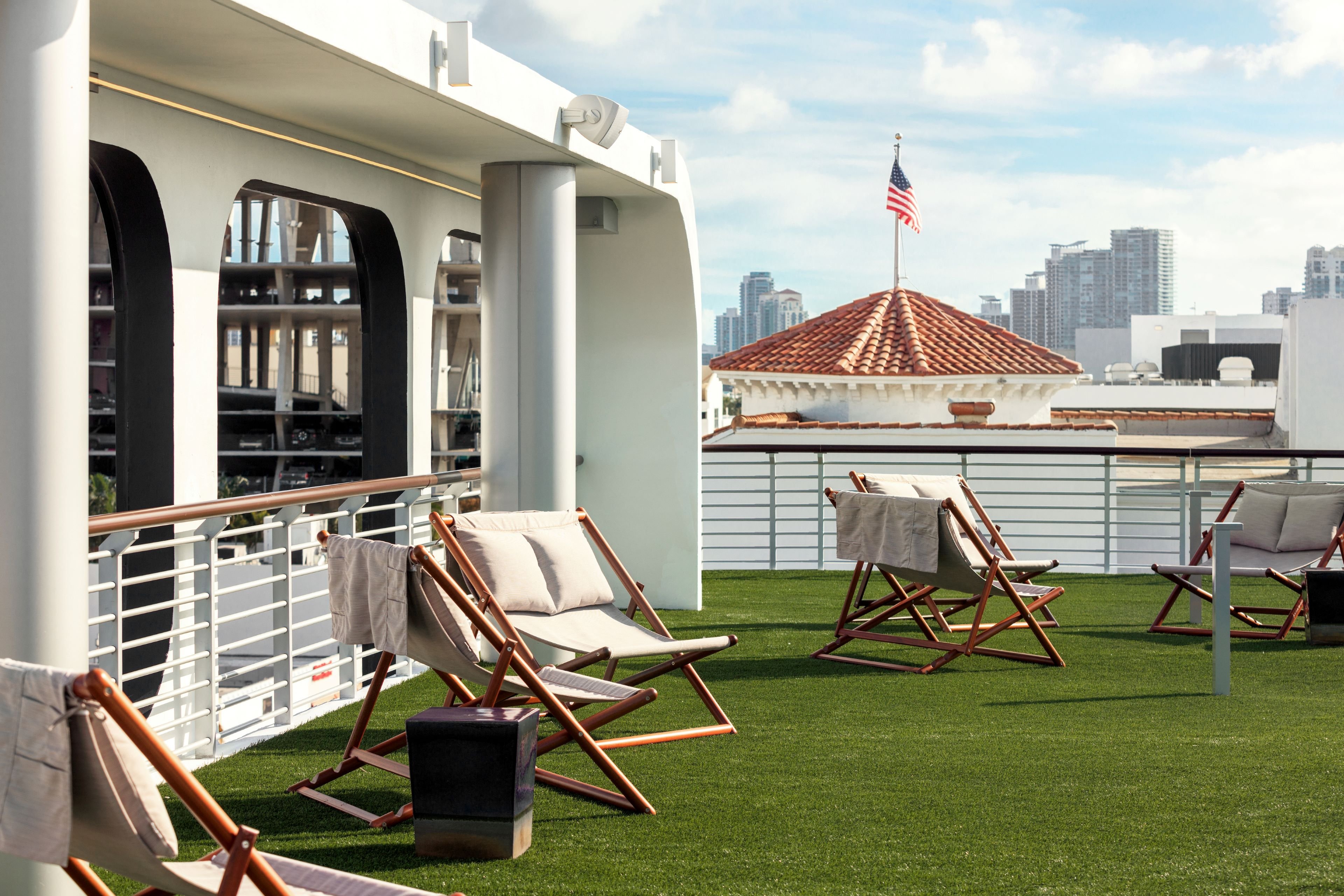 Kimpton Hotel Palomar South Beach 50/52