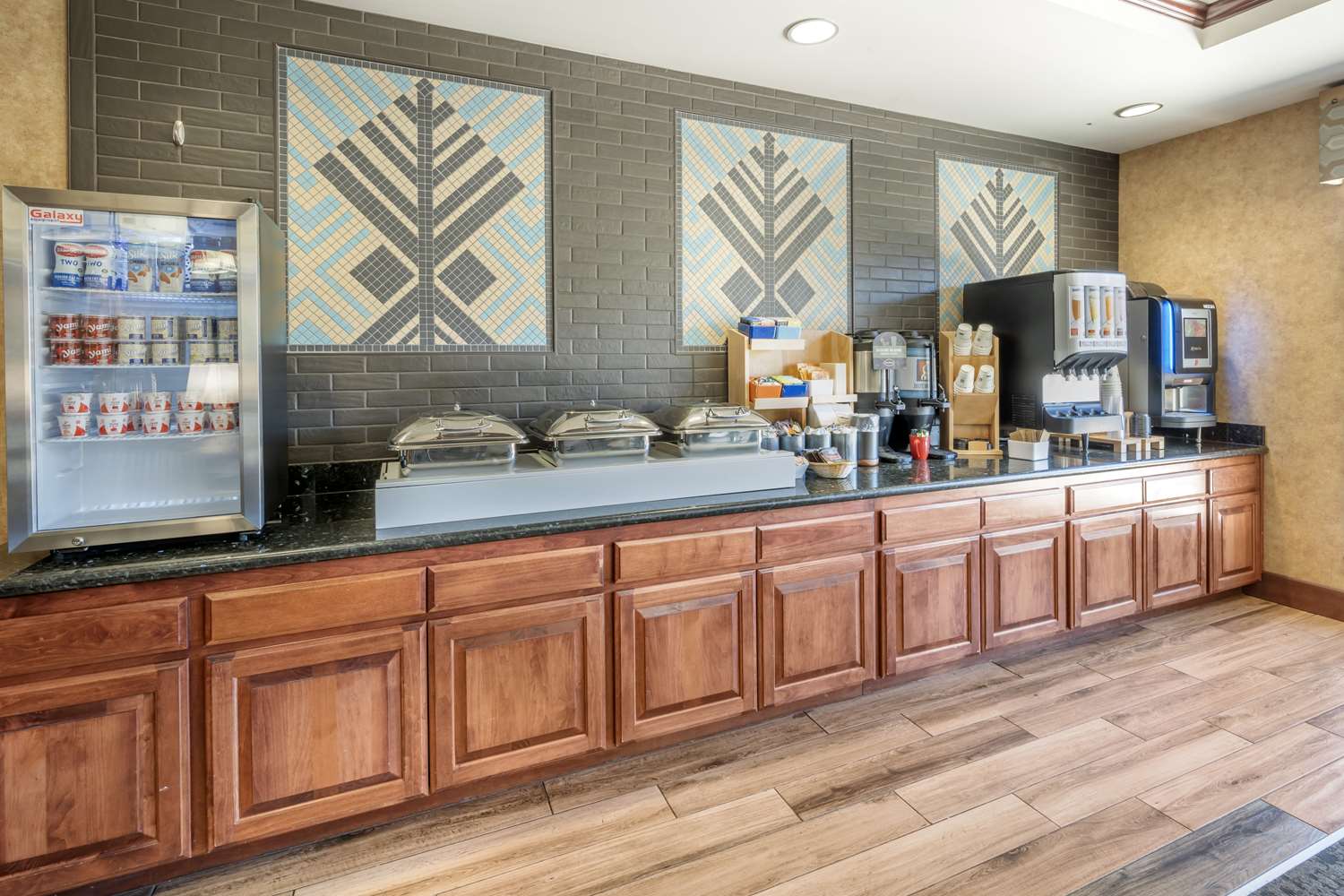 Best Western Plus Ponderay Mountain Lodge 2/17