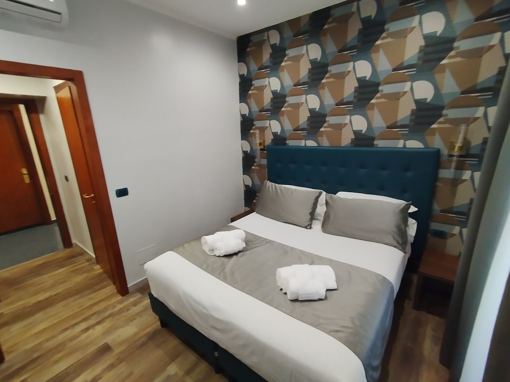 Hotel Ercoli 14/32