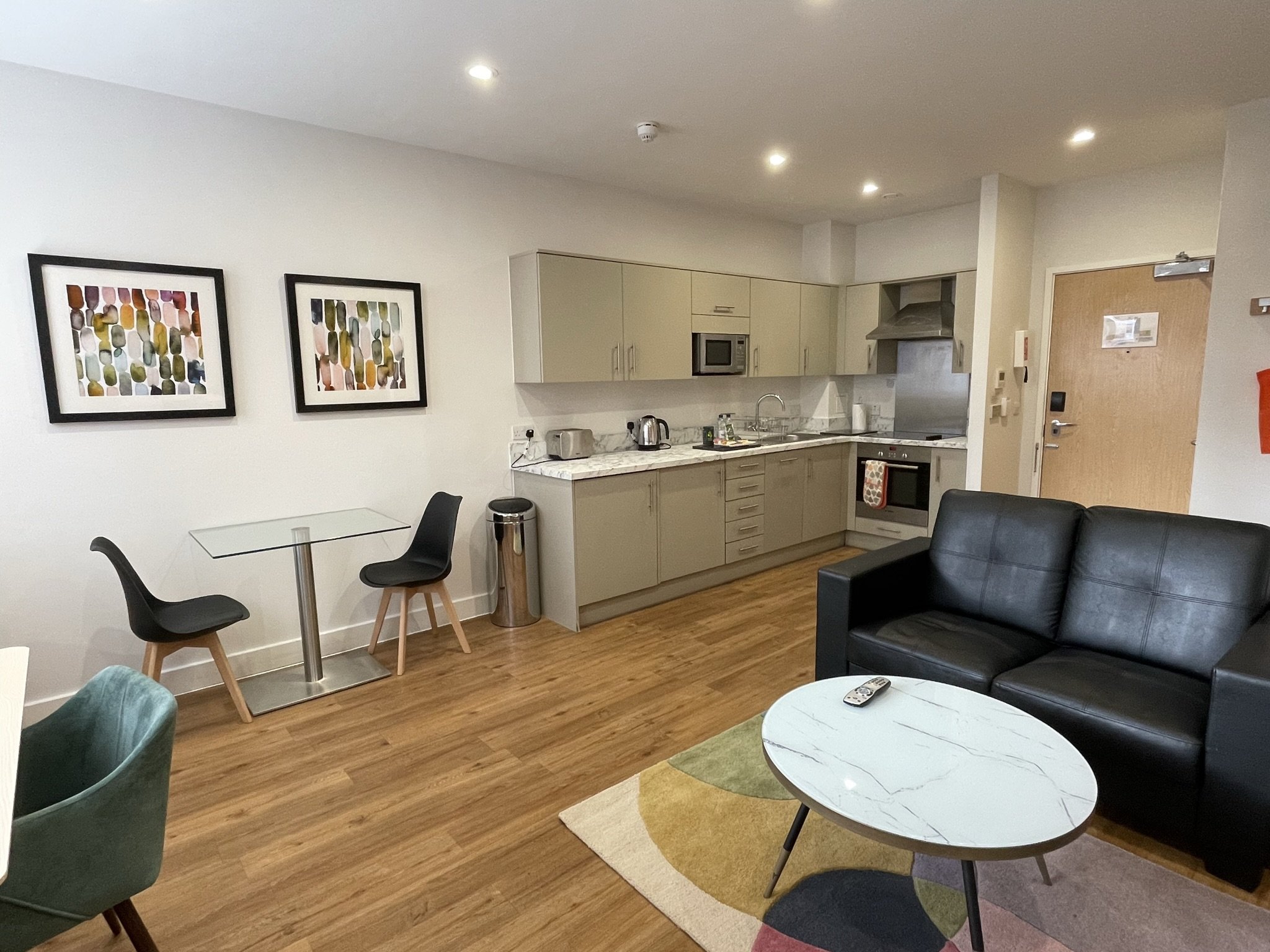 House of Fisher, 100 Kings Road 24/53