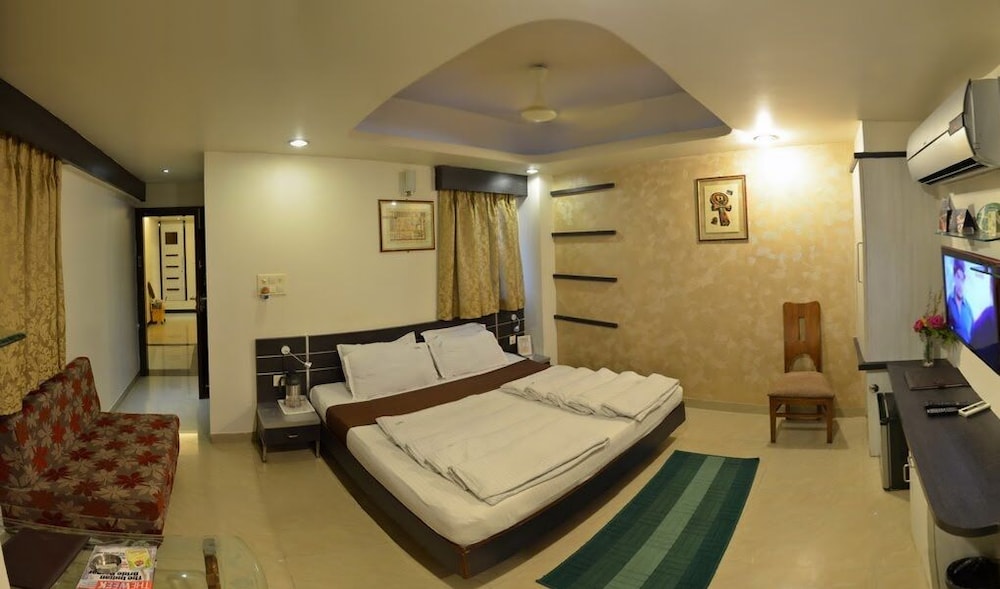 Hotel Shree Vatika 15/27