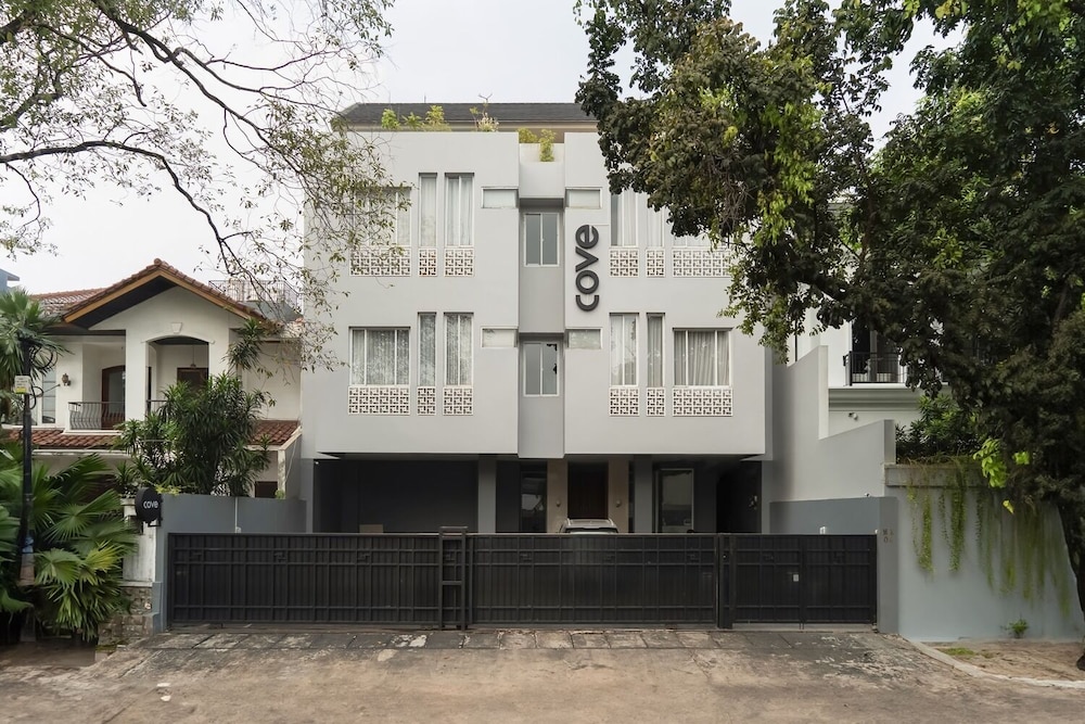 Mk House Senopati 1/22