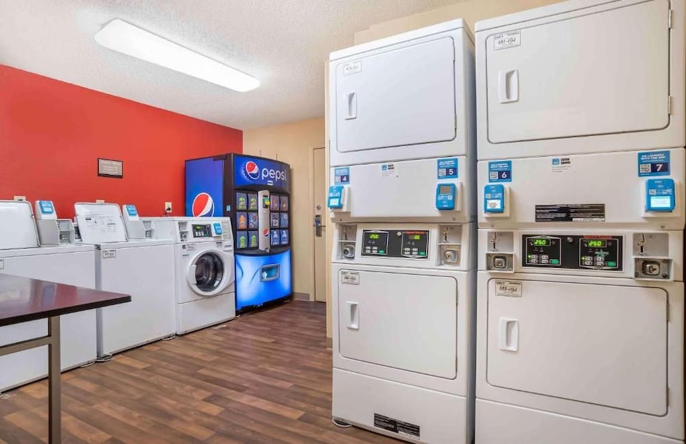 Studio 6 Suites Jackson Ridgeland MS 45/56