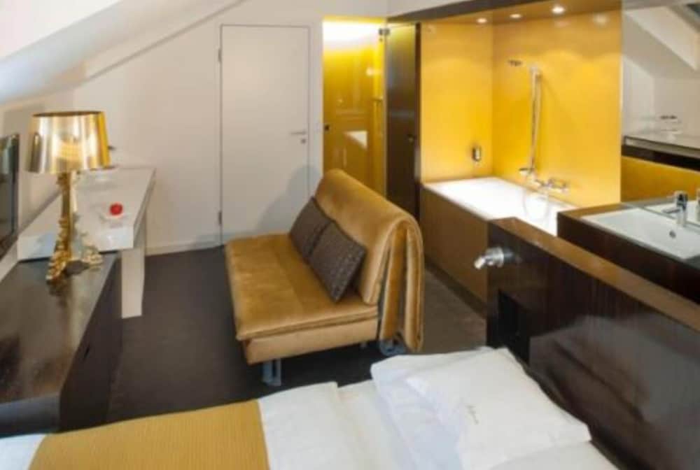 Boutique Hotel Alma 58/60