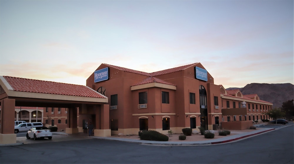 Oasis Inn And Suites Joshua Tree 29 Palms 5/41