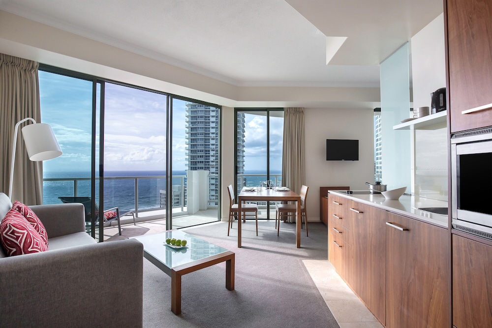 Mantra Legends Surfers Paradise 60/76