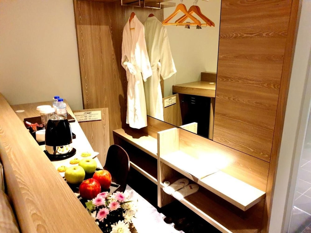 Fortune Atrium Hotel 58/68