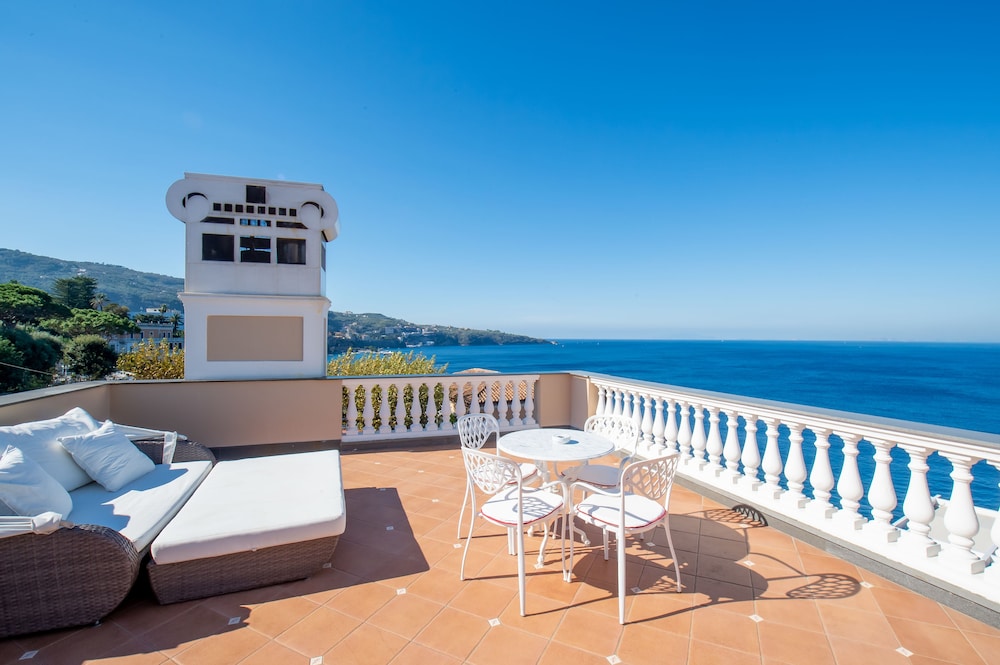 Hotel Corallo Sorrento in SANT AGNELLO
