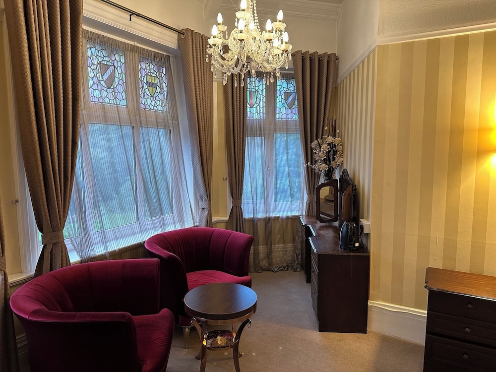 Normanhurst Hotel 21/50