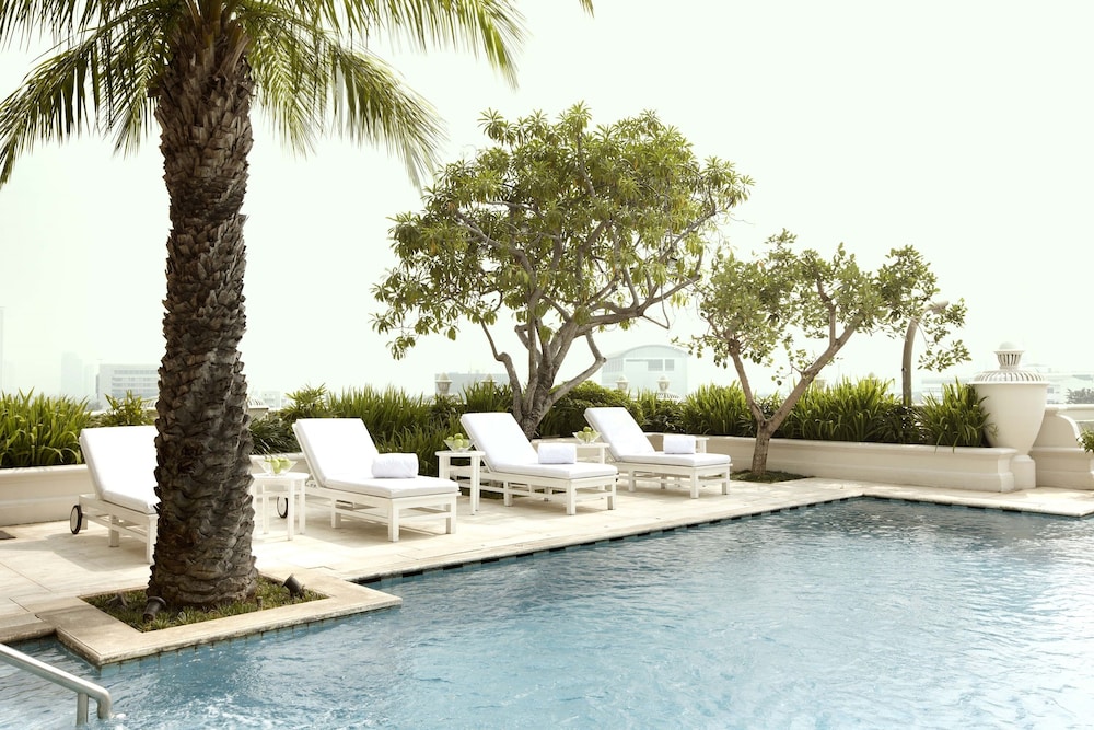 Gran Mahakam Hotel 43/49