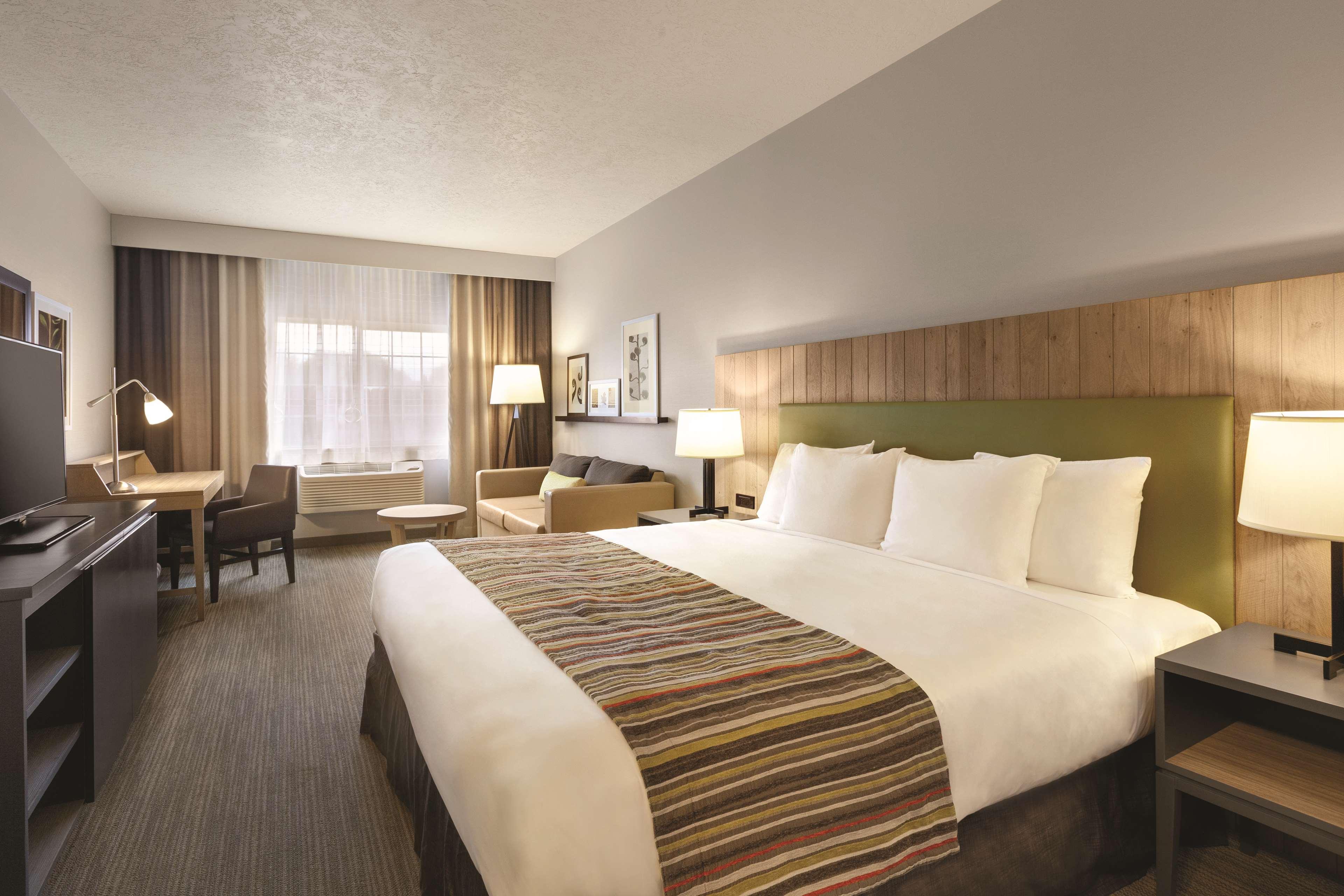 Room, King Bed, Accessible