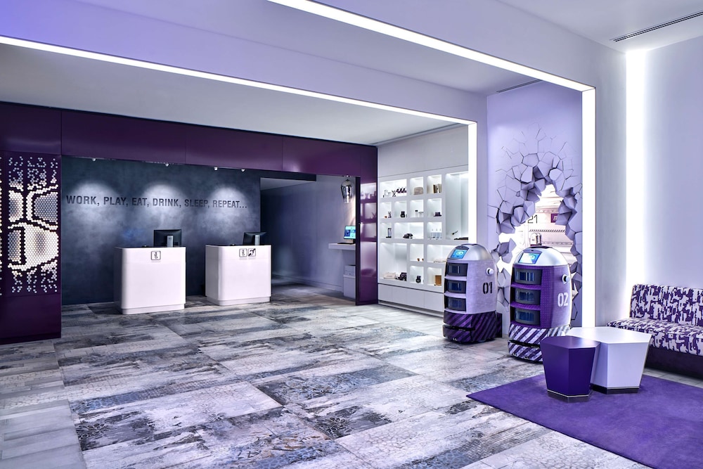 YOTEL Singapore, Select by Hilton 6/49
