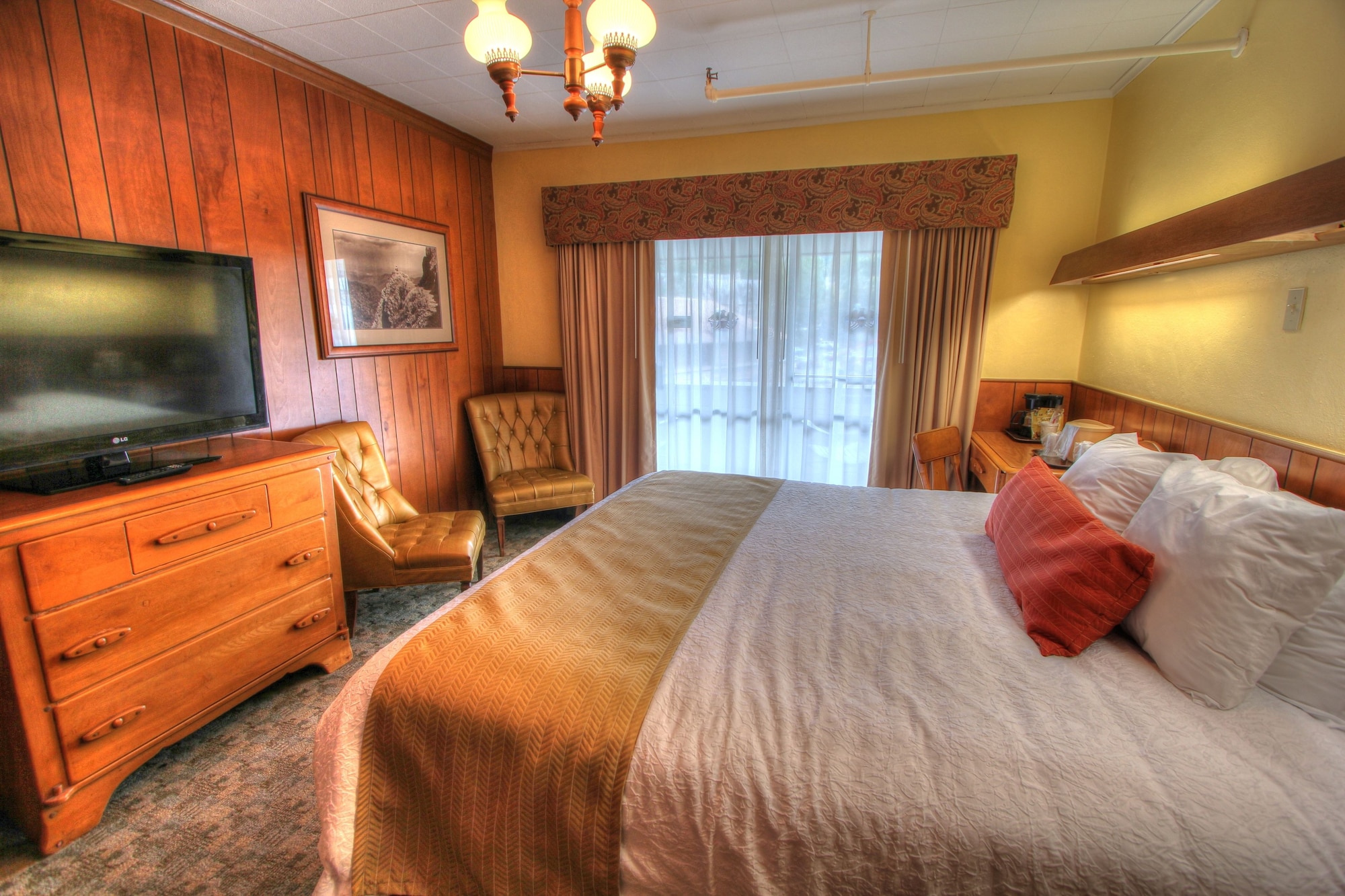 STANDARD, KING BED