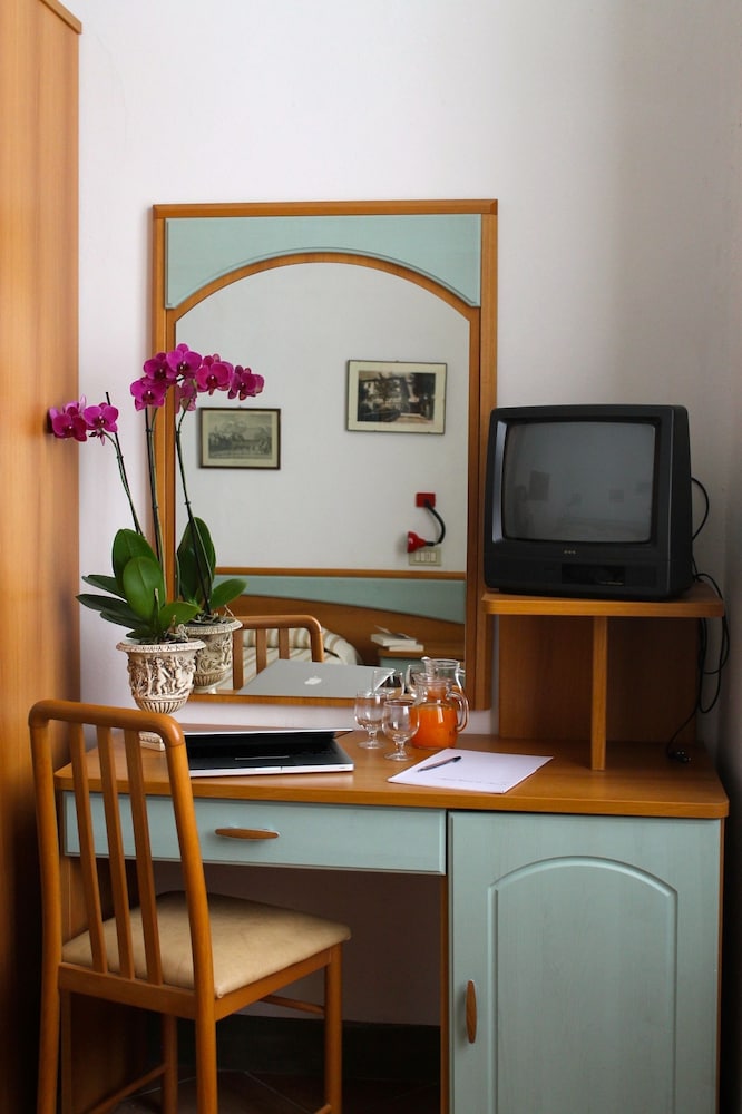 Croce Di Savoia Hotel 6/35