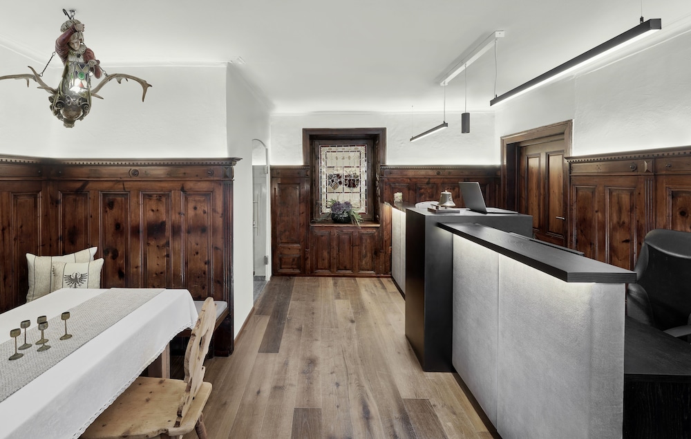 Hotel Schwarzer Adler 38/48