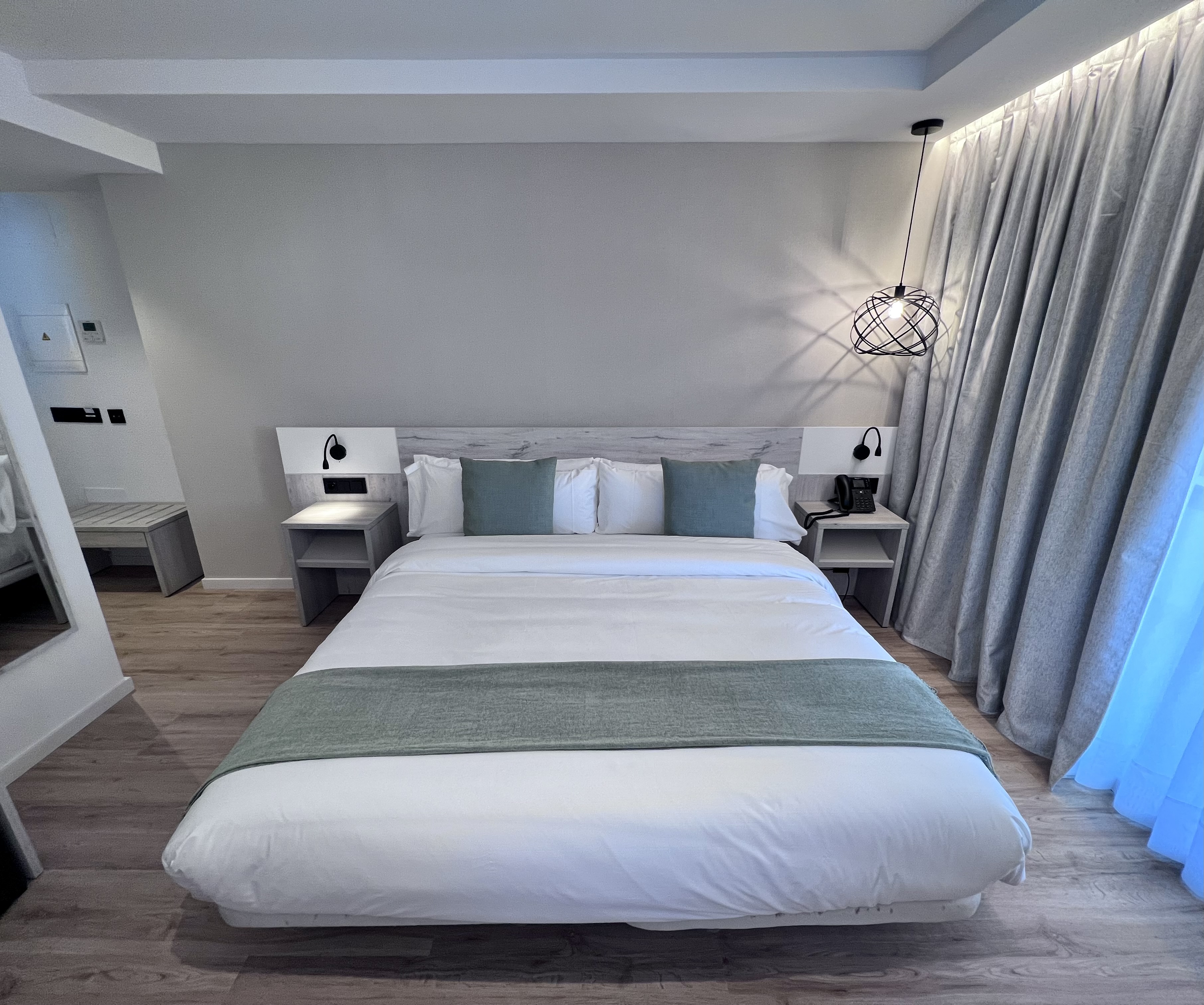 غرفة كلاسيكية بسرير مزدوج، Obal Urban Hotel 2/3