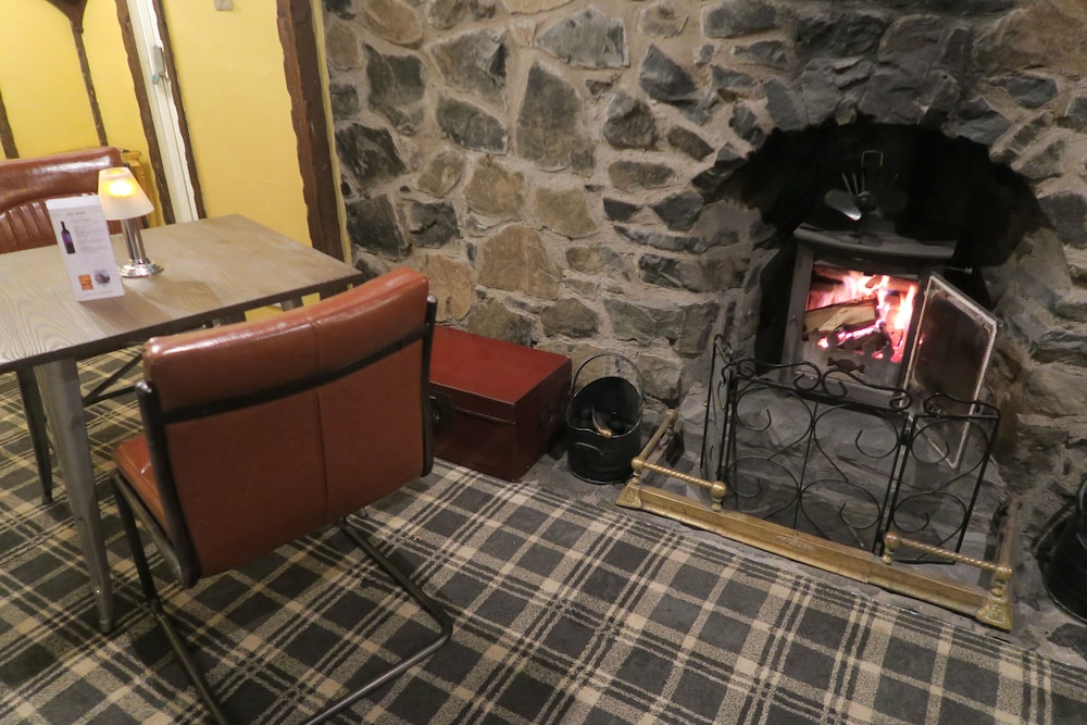 Lobby at The Inn at Lathones, Leven