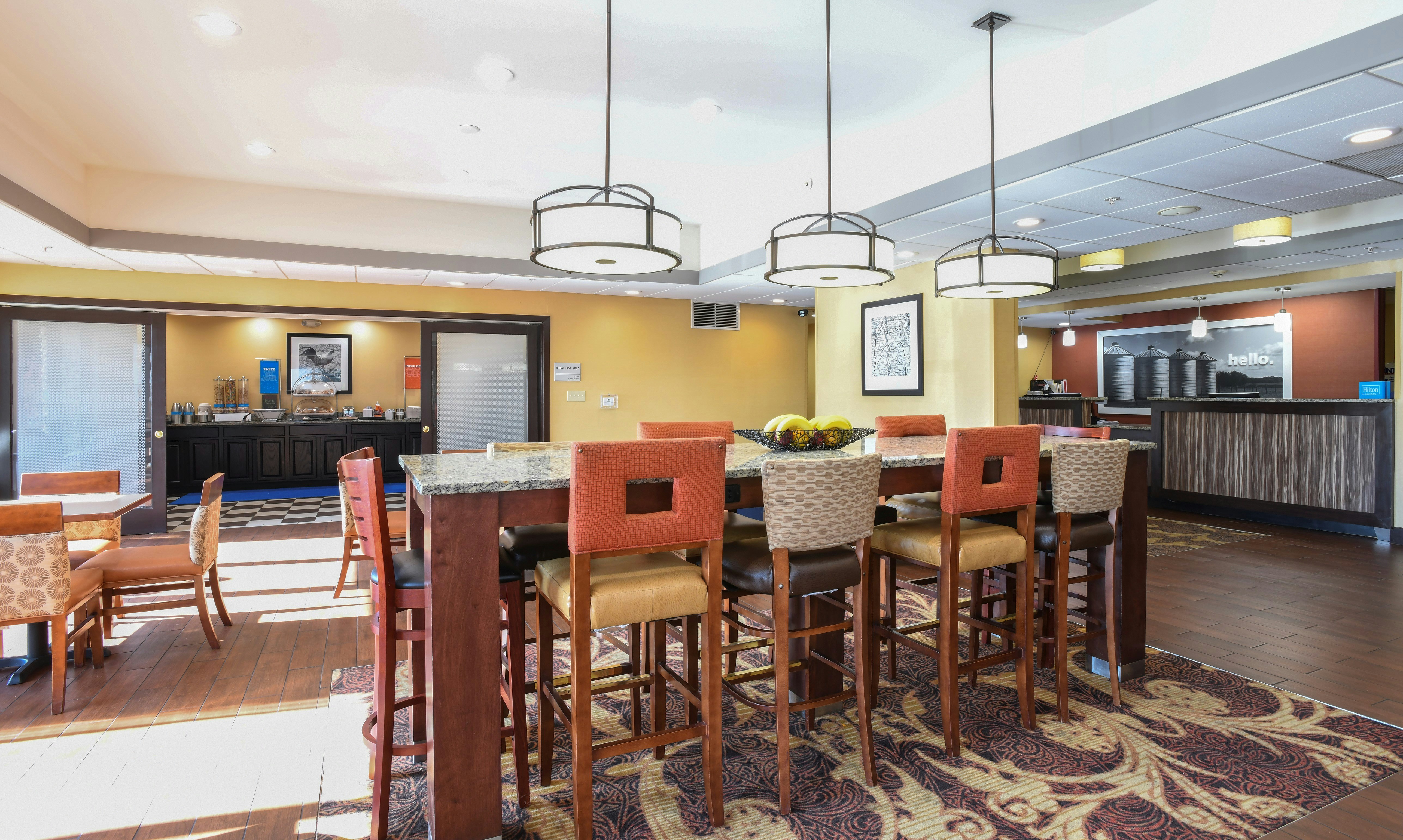 Hampton Inn Dry Ridge 27/37