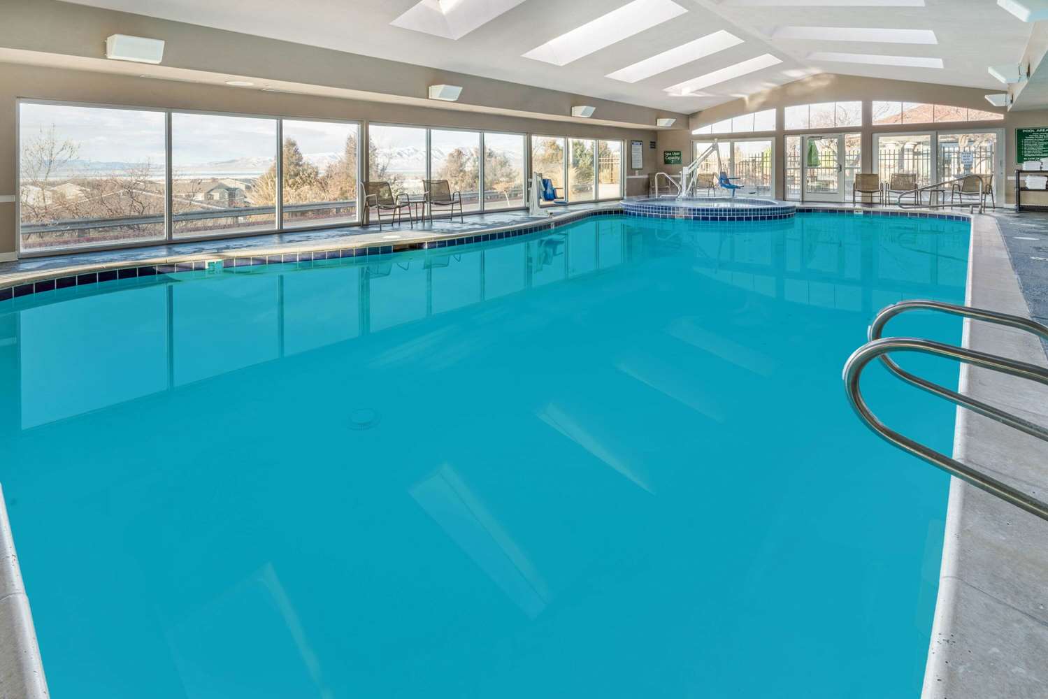 La Quinta Inns & Suites by Wyndham Orem University Pwy/Provo 28/57