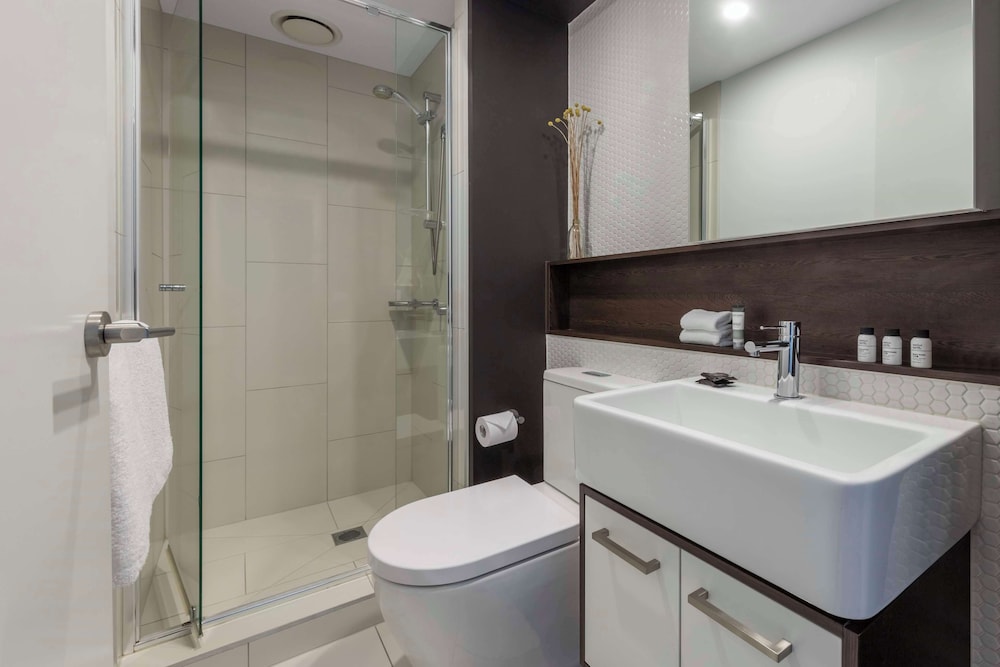 Oaks Melbourne Southbank Suites 44/47