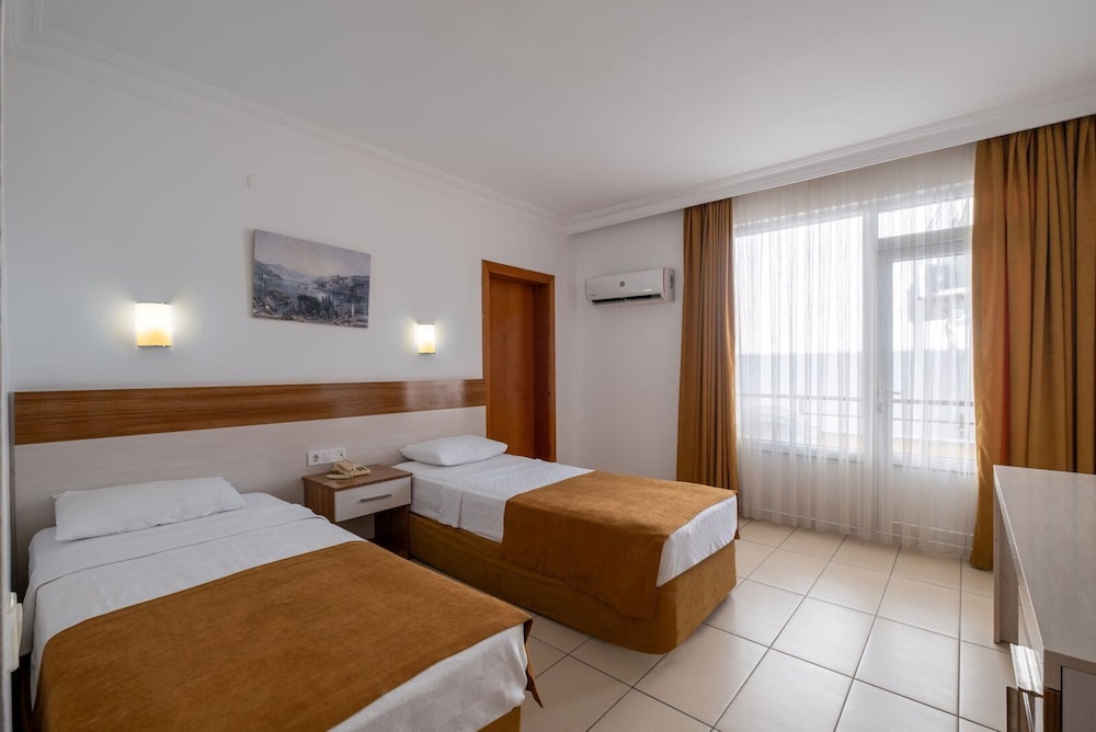 Miray Hotel 27/70