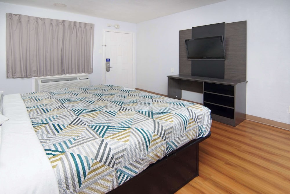 Motel6 Red Oak, TX - Dallas 19/37