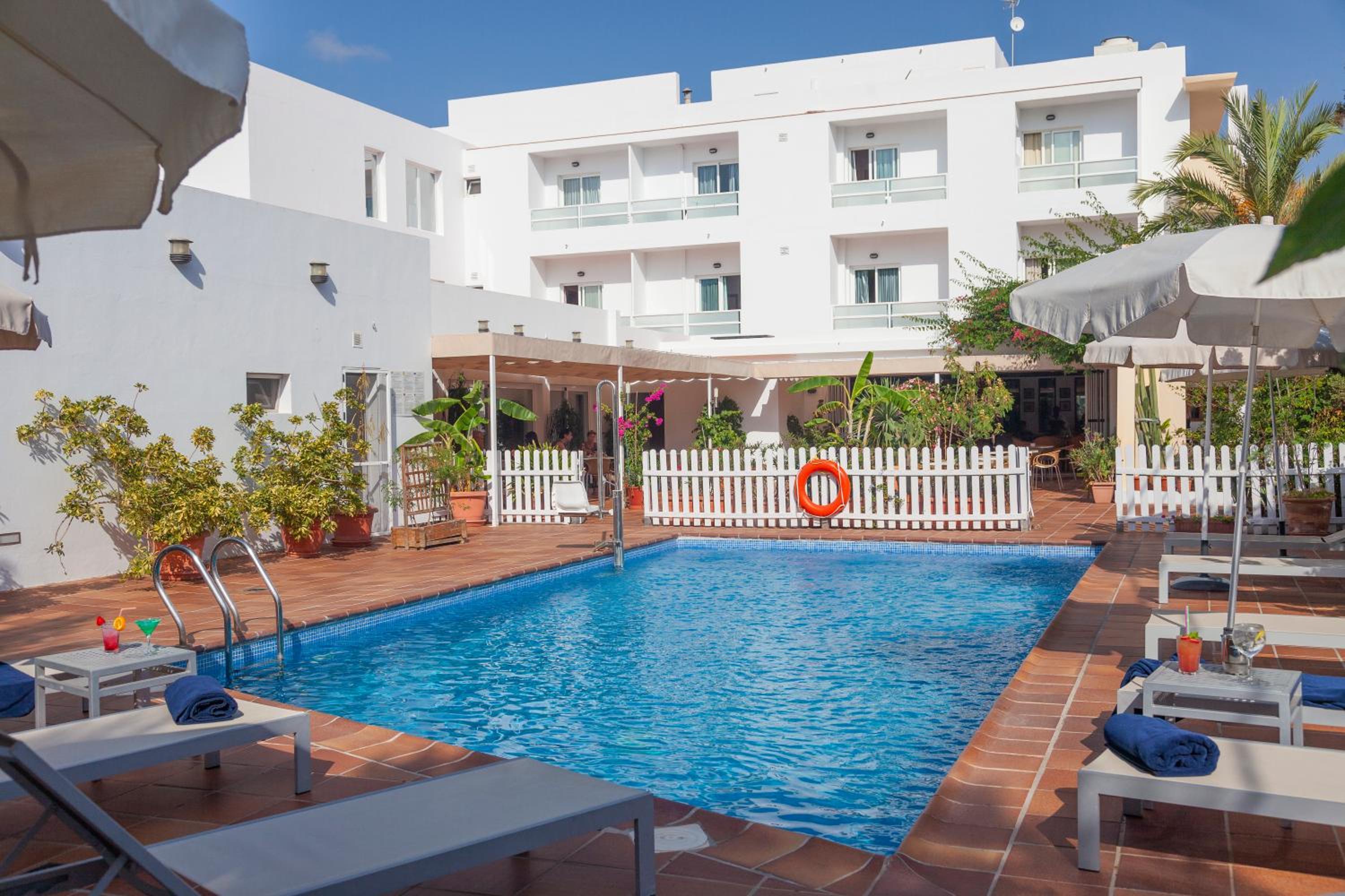 Rocaplana Hostal 5/49