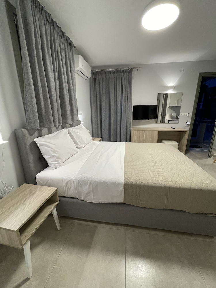 ANAX APARTMENTS PARGA 20/38