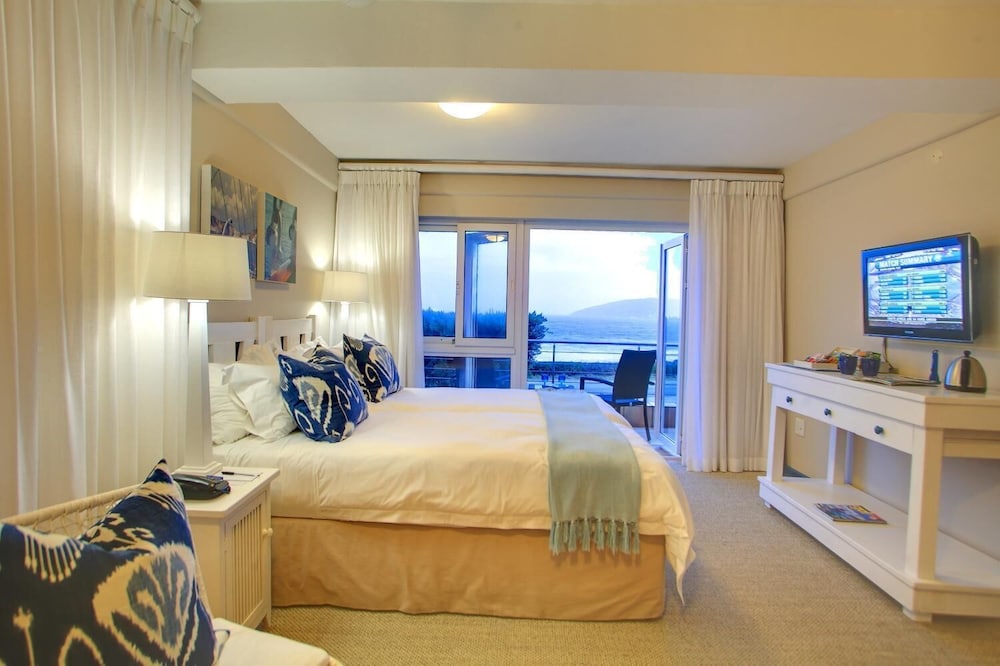Periwinkle Guest Lodge 11/41
