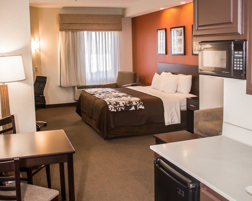 Sleep Inn Suites At Concord Mills 13/36