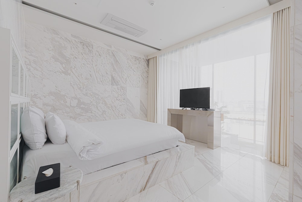 Acc Design Hotel 14/70