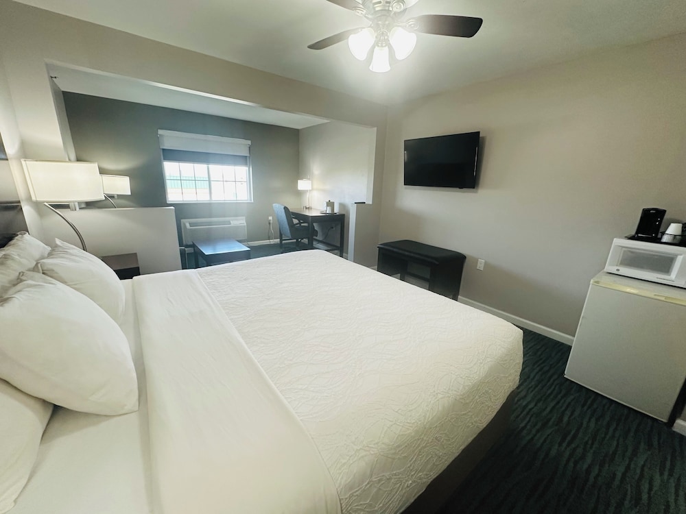 Countryside Suites Lincoln 10/40