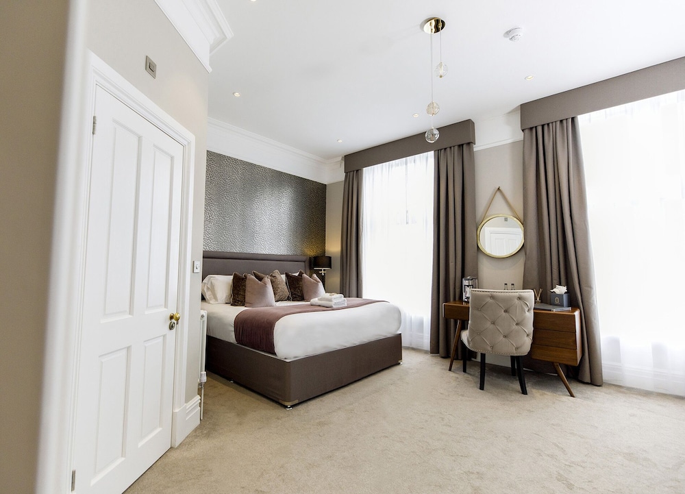 Lanelay Hall Hotel and Spa 14/48