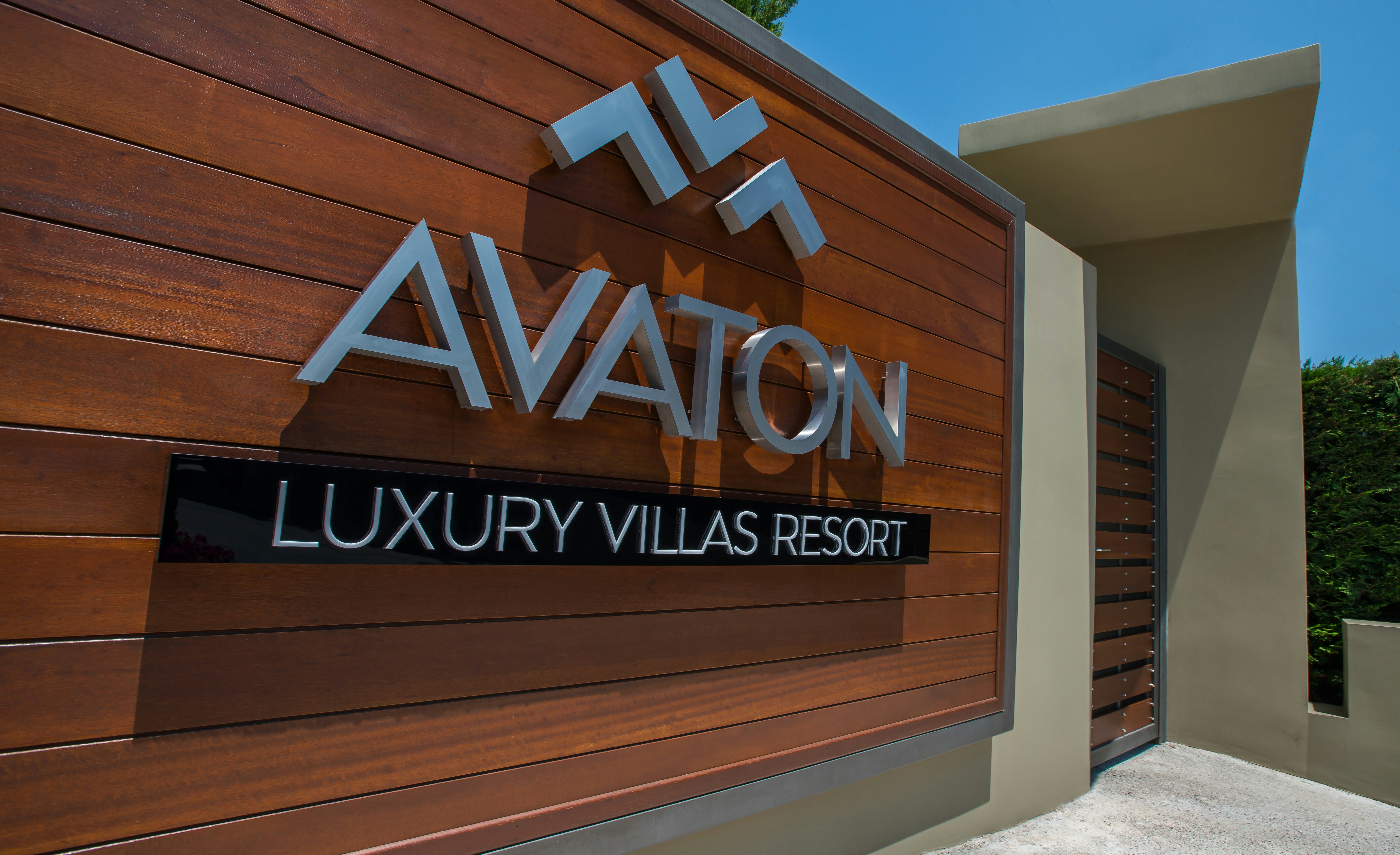 Avaton Luxury Beach Resort - Relais and Chateaux in Aristotelis