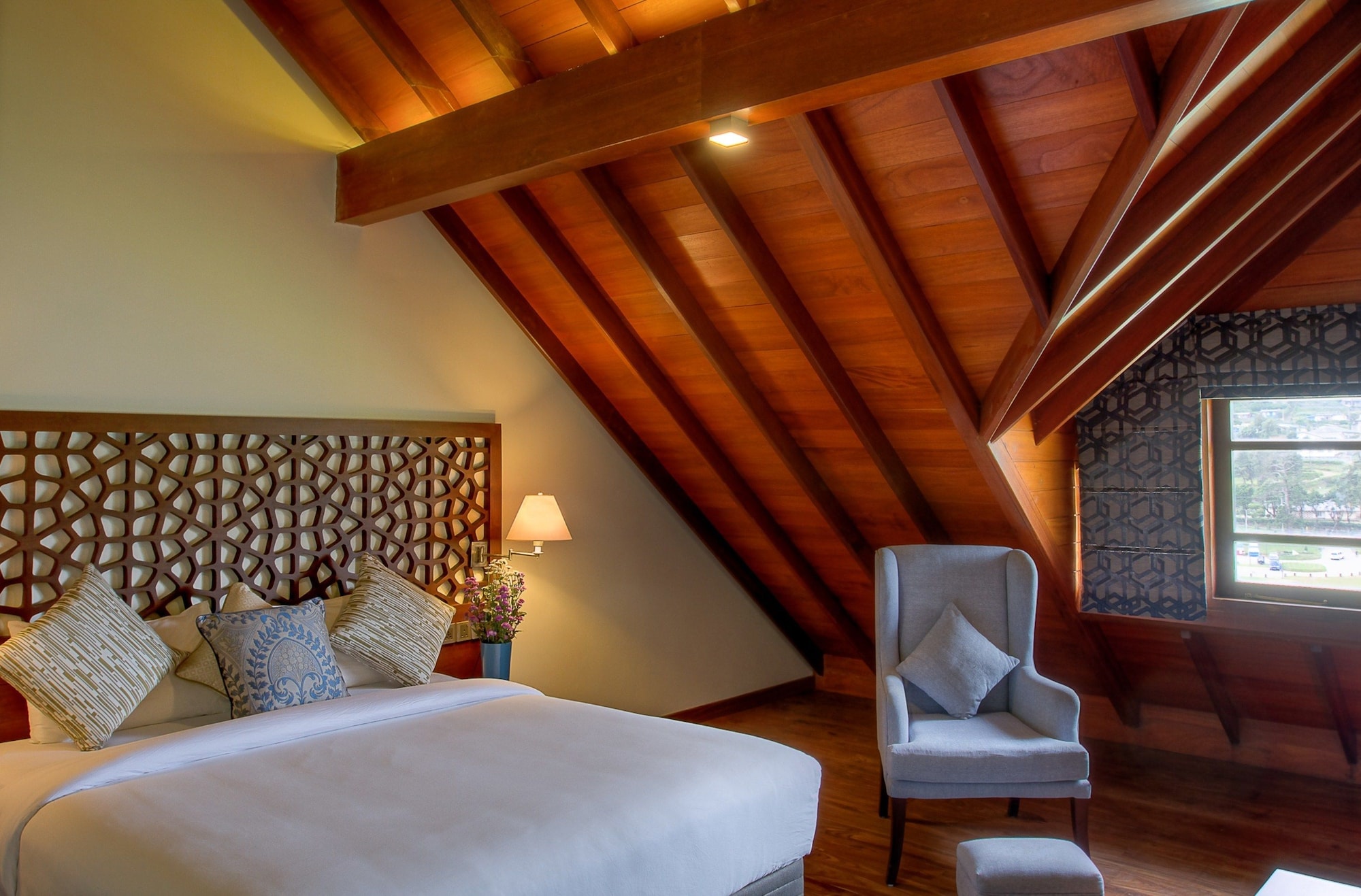 Double Bed, Lake View, Attic
