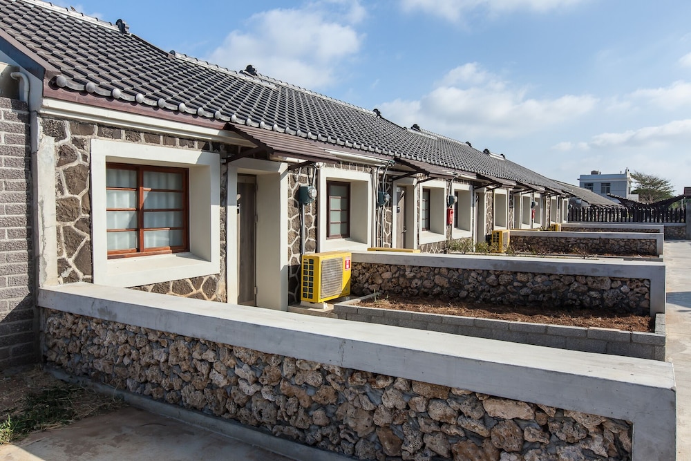 PENGHU BAY RESORT 1/45