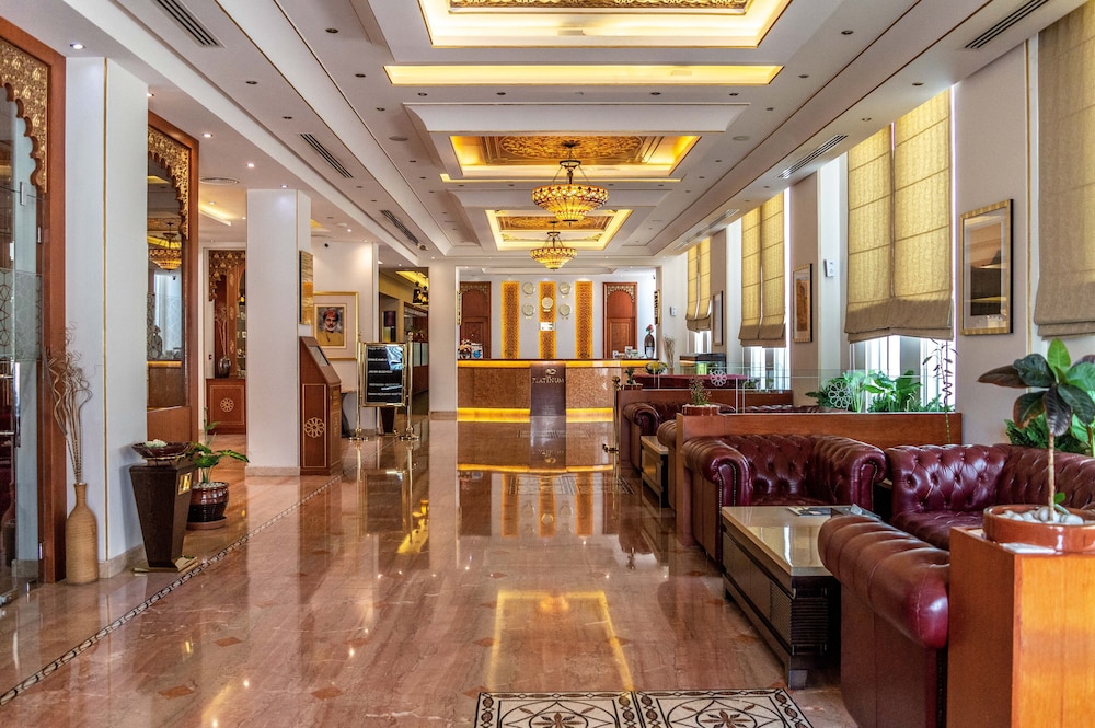 The Platinum Hotel 52/64