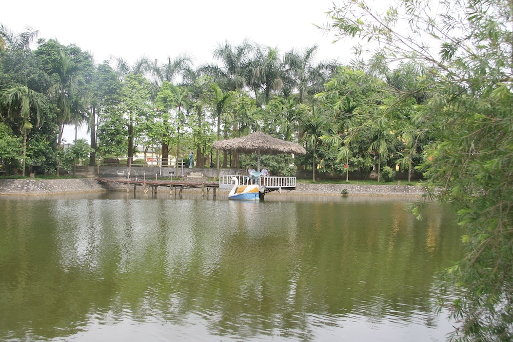 Camela Hotel & Resort 56/65