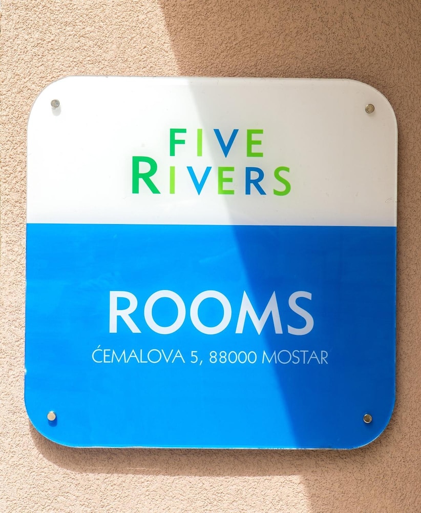 Five Rivers Rooms 24/49
