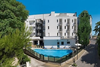 Hotel Bellevue 1/41