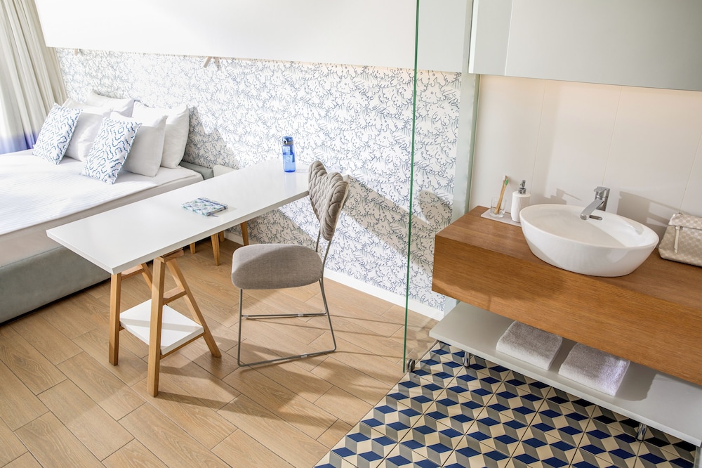 TUI Blue Makarska Resort - Adults Only 49/50