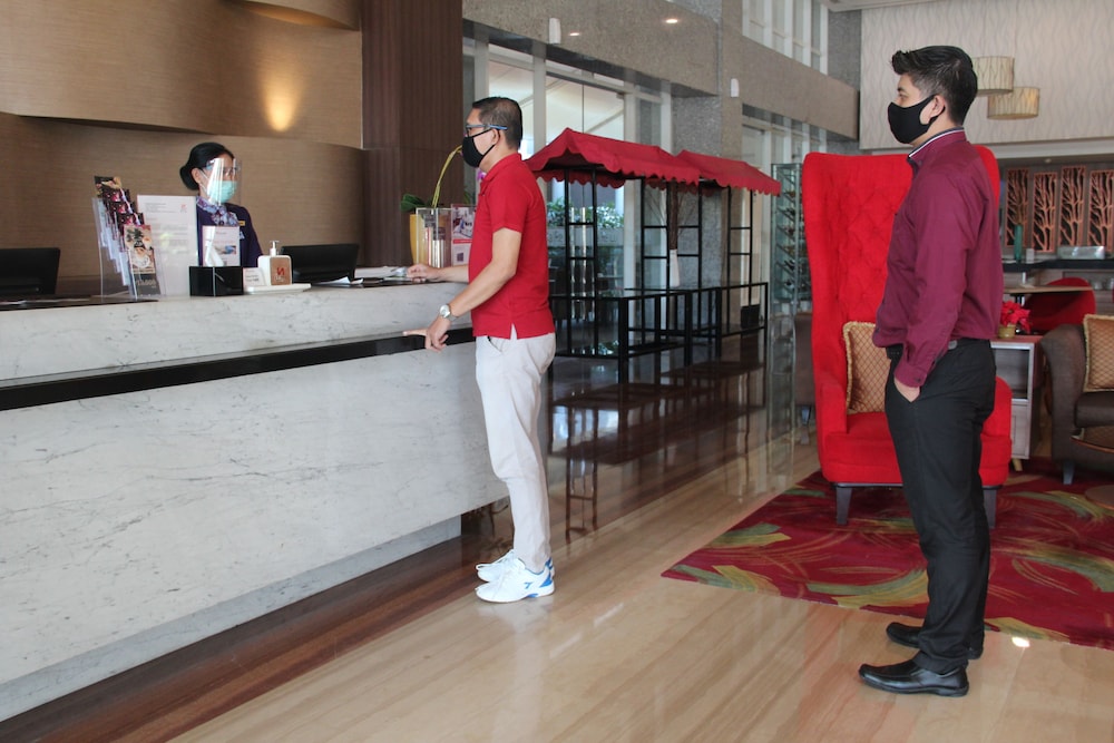 Swiss Belinn Manyar 14/75