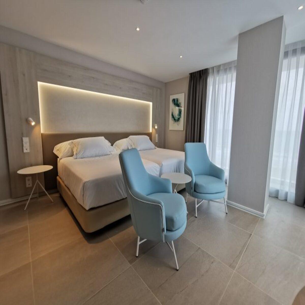 Room, Double Bed, Side Sea View, Balcony or Terrace