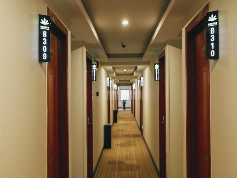 GreenTree Alliance Shanghai West Shuichan Road Hotel 15/20
