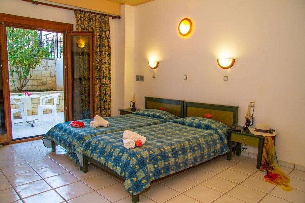Club Lyda Hotel 35/66