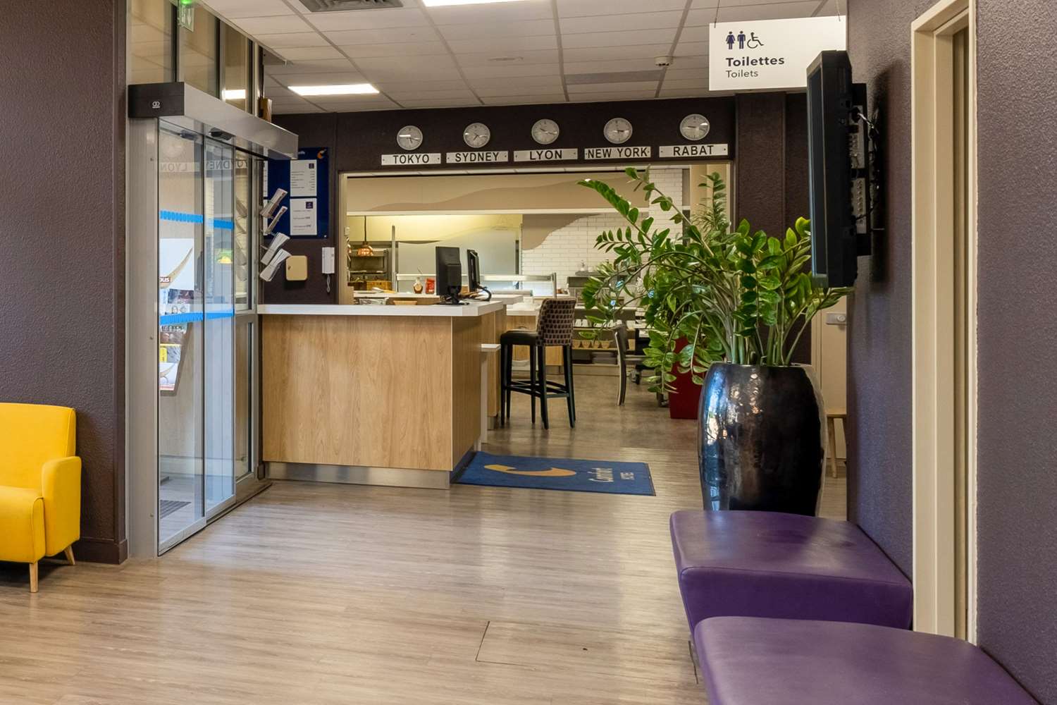 lobby