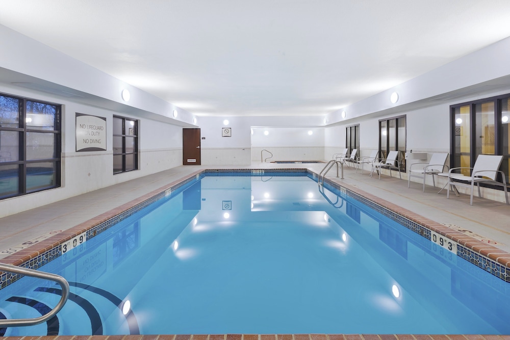 Staybridge Suites Columbia Hwy 63 I 70 21/50